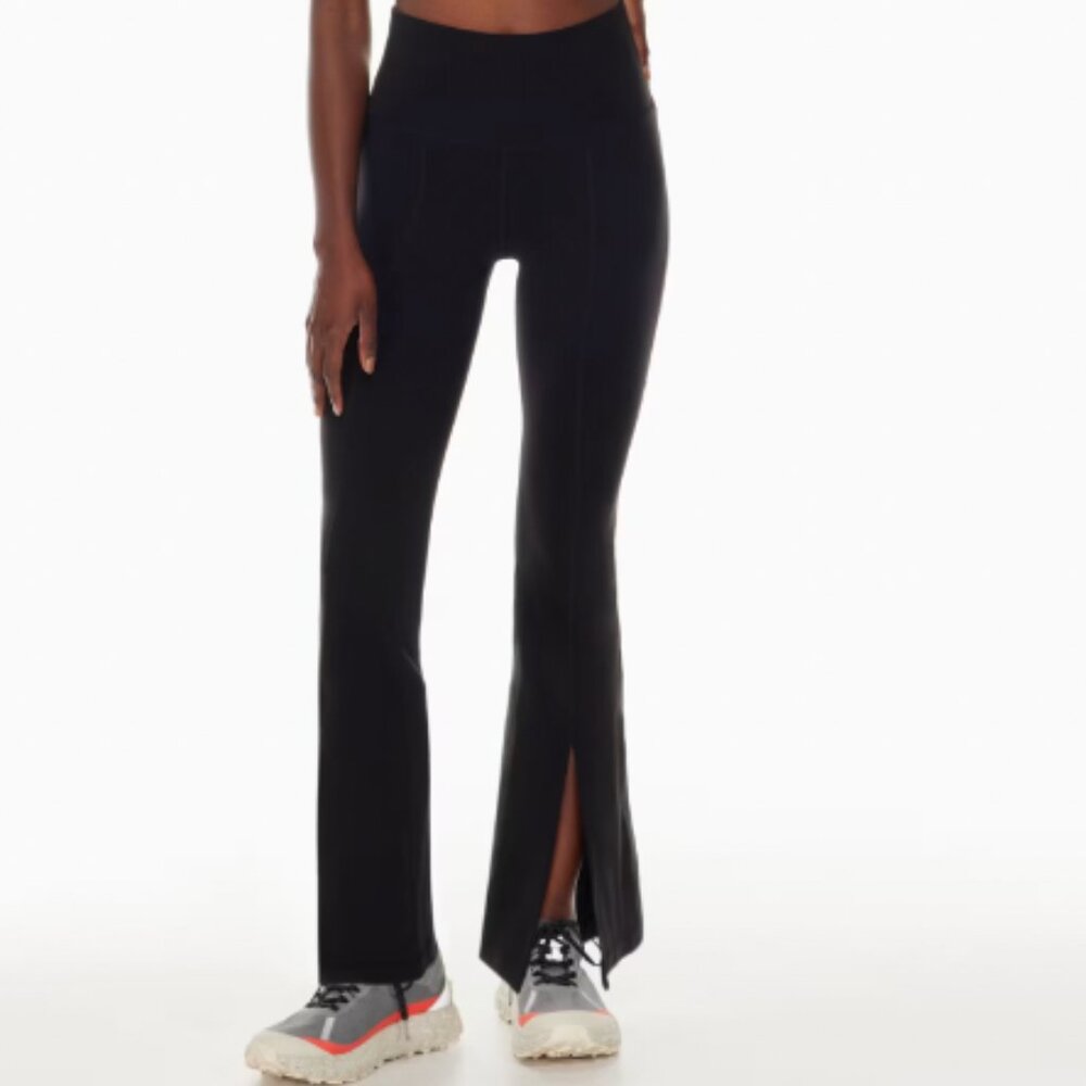 TNA leggings